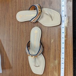 Used excellent condition Tory Burch flip flop size 7
